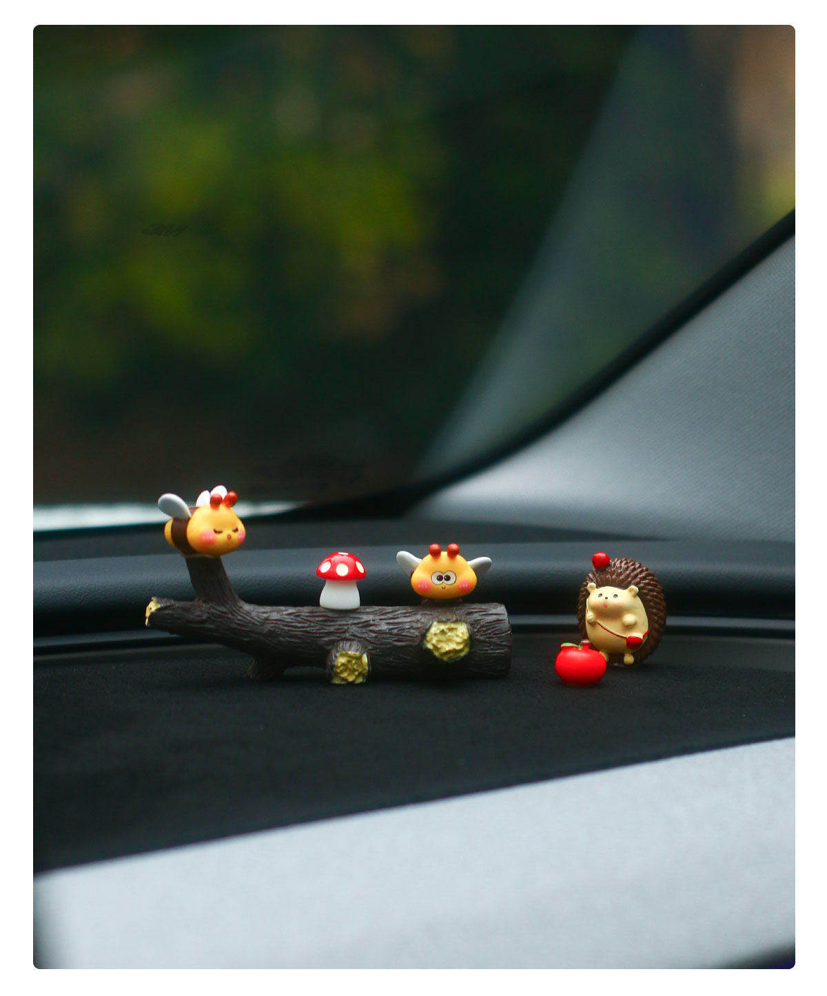 Interesting Little Bee Car Dashboard Ornament Creative Stress-Relief DIY Car Interior Decoration Healing Personalized Figurine