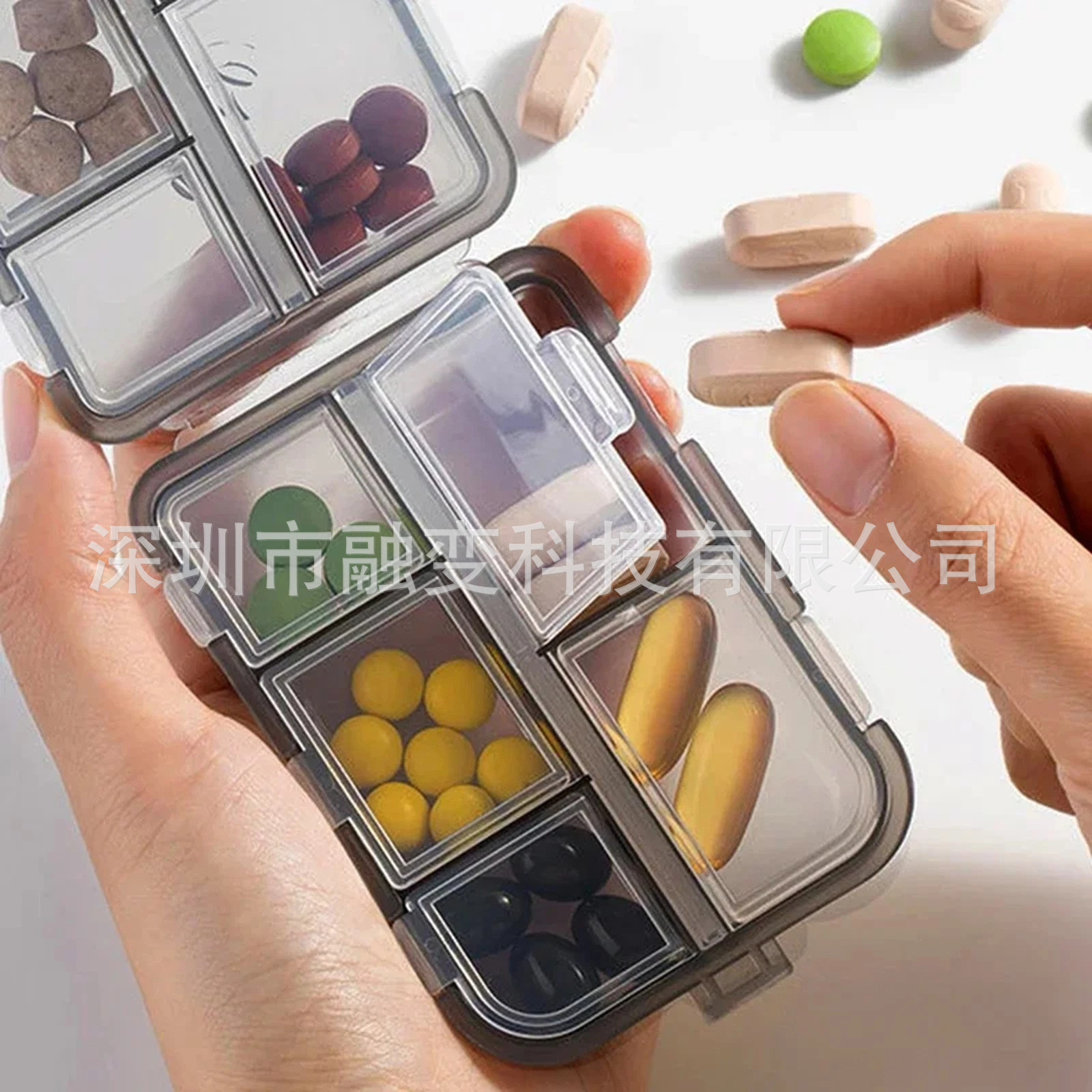 Organizadora de Pastillas Portátil de Plástico con 10 Cajas para Viaje image 4