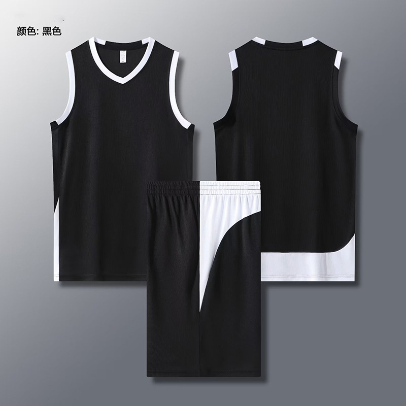 612# Black / White Set