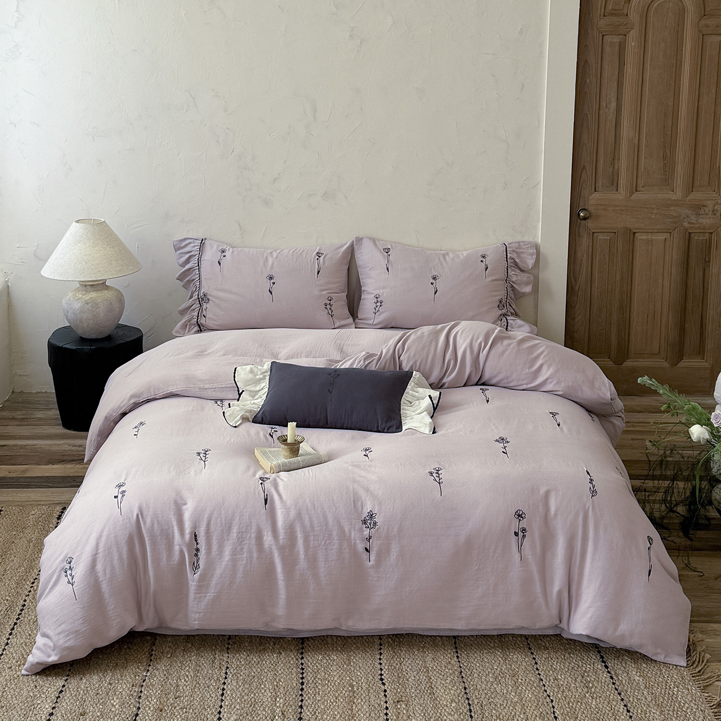 Four-piece Bedding Set Pure Cotton Crinkled Gauze French Lace_voghion.com