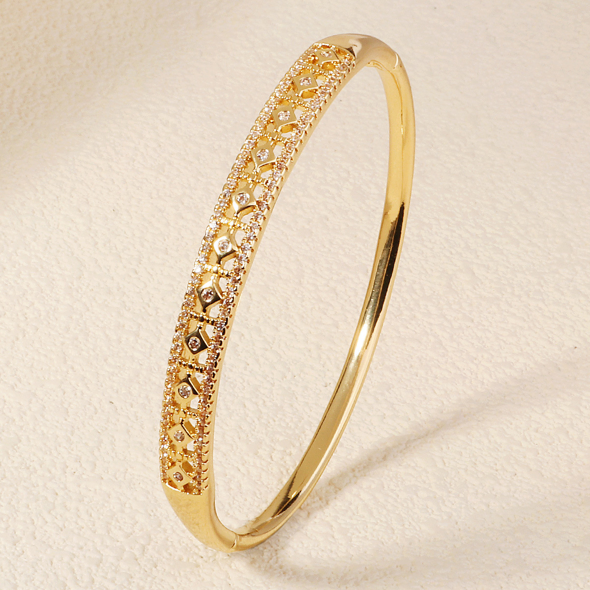 20g Weight 0.03µm-0.05µm Gold Plating Thickness Electroplating Gold Plating Process 18K Real Gold Plated Plating Material Rhinestones, Zircon Inlay Material Bangle Classification 1 Piece Quantity Holiday, Travel, Daily Occasion Copper Material Love, Round, Square Pattern Women's Gender French Style, Modern Style, Classic Style Style Inlay Craft French Style Modern Style Classic Style Love Round Square Rhinestones Zircon Alloy Copper Wholesale Bangle 13