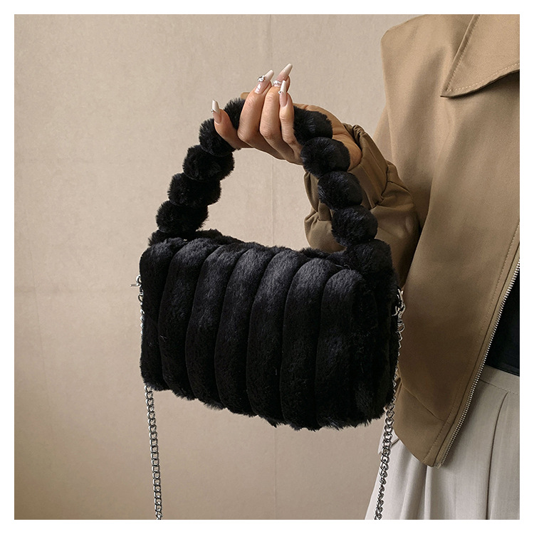 Plüschtasche für Frauen 2023 Herbst und Winter neue Mode einfache Damenhandtasche koreanischen Stil Temperament Damen pelzige Umhängetasche_voghion.com