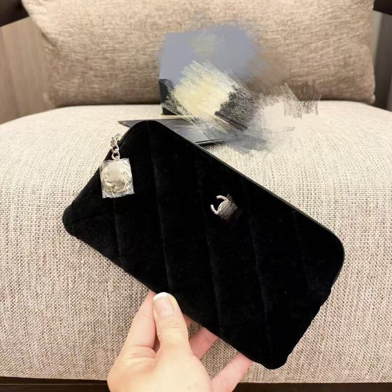 Fragrant Birthday Gift Set: Camellia Pendant, Black Velvet Clutch, Quilted Storage Bag, Velvet Long Wallet, Gift Accessories