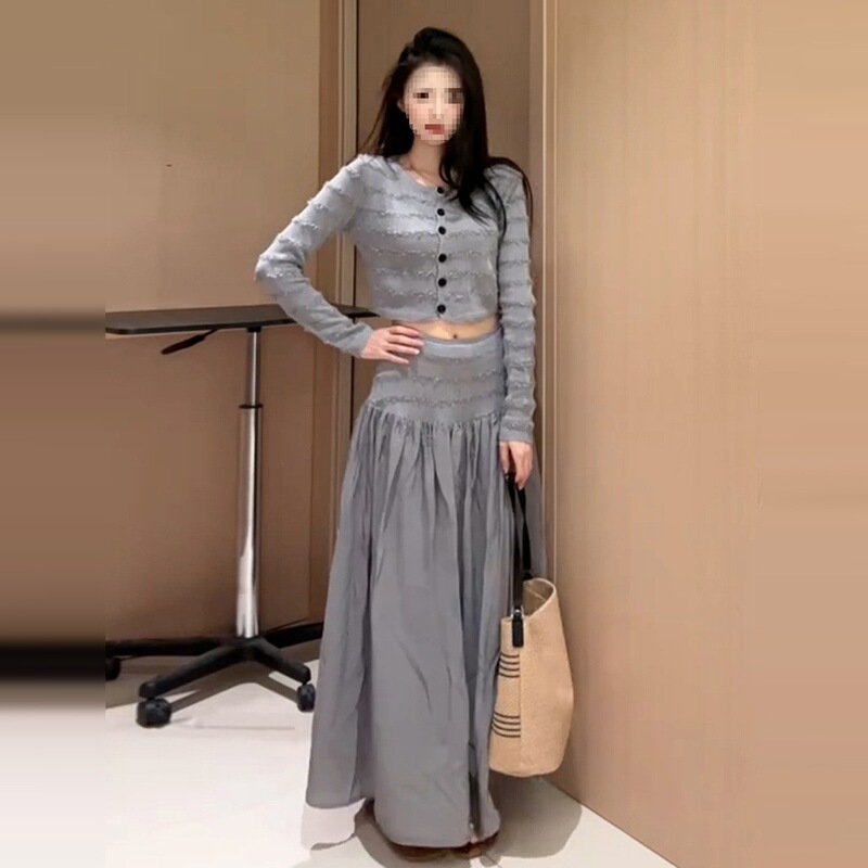 跨境灰色条纹针织套装连衣裙子女5新秋季绝美韩系穿搭一整套长裙|undefined