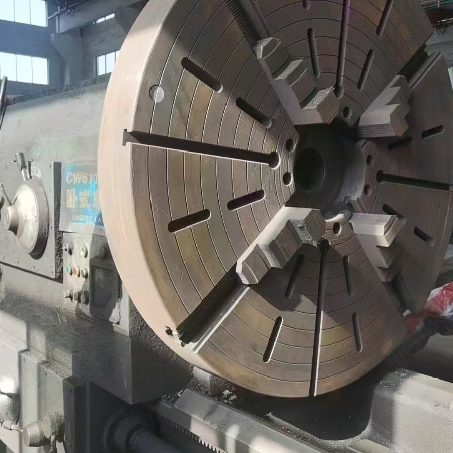 转让二手星火CW61125x10米卧式车床床身回转直径1.25米