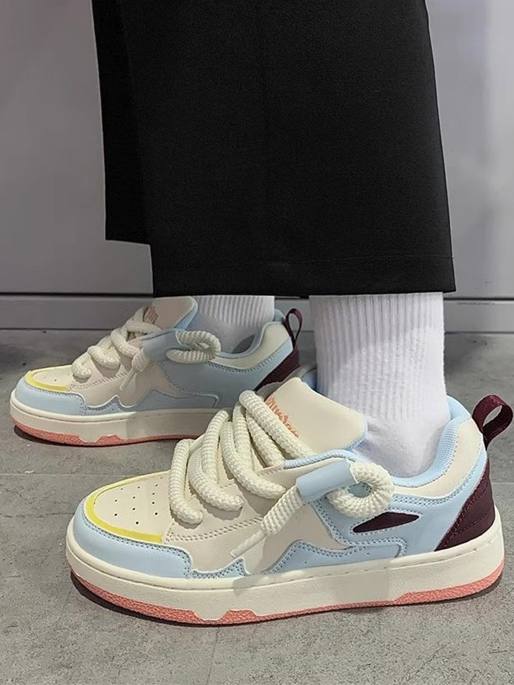 Small niche board men's casual 2024 summer new breathable and versatile ins soft soled low top bread shoes_voghion.com