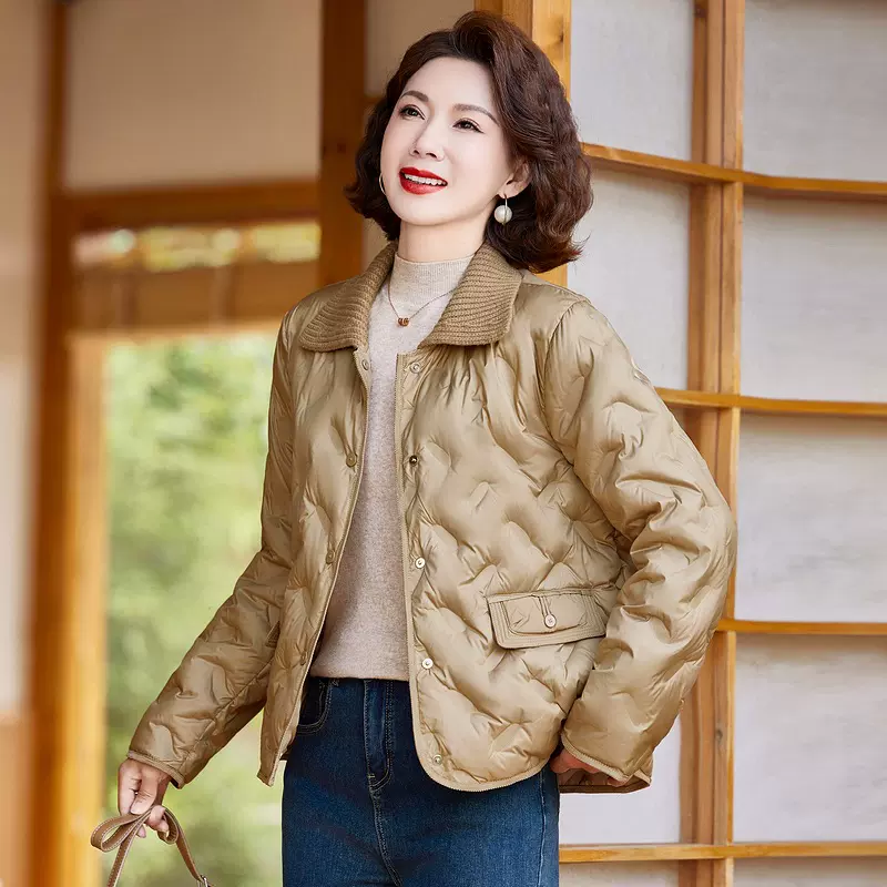 妈妈冬装羽绒服洋气小个子轻薄白鸭绒棉服新款中老年女棉衣外套