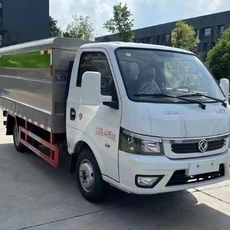 东风途逸蓝牌垃圾桶运输车垃圾清运车湖北程力小型垃圾转运车