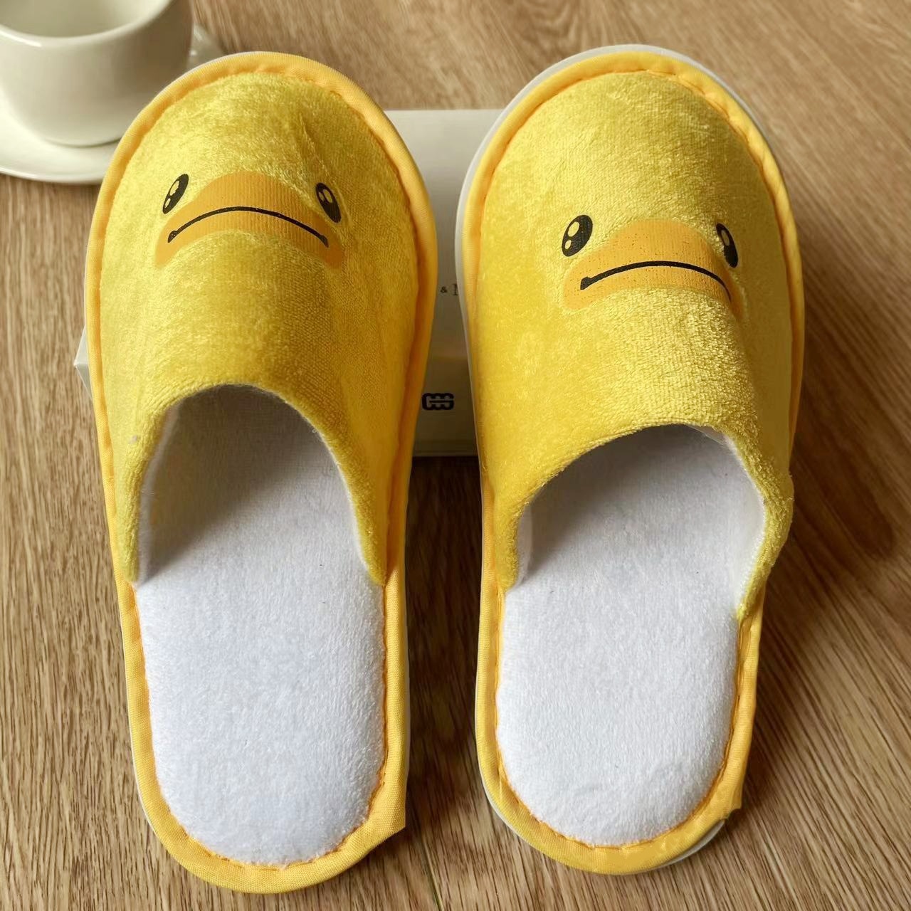 Yellow Duck with Mess Velvet