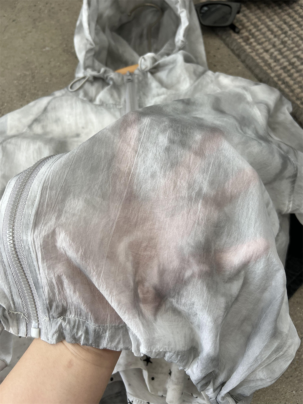 Summer new boys' and girls' lightweight tie dye hooded outerwear, children's ink sunscreen skin, air-conditioned_voghion.com