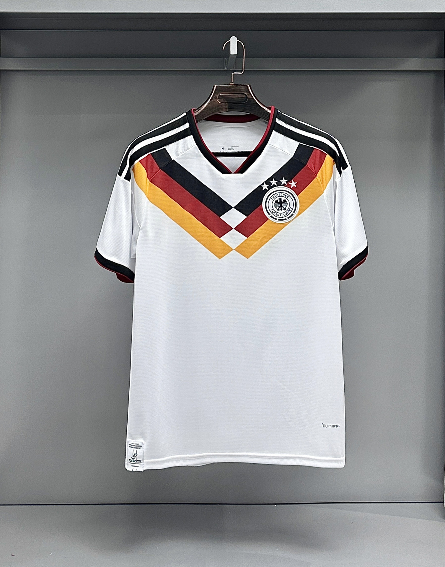2627 nueva camiseta de fútbol de la Copa del Mundo Francia España edición de fans del equipo nacional brasileño gran cantidad de manga corta al por mayor