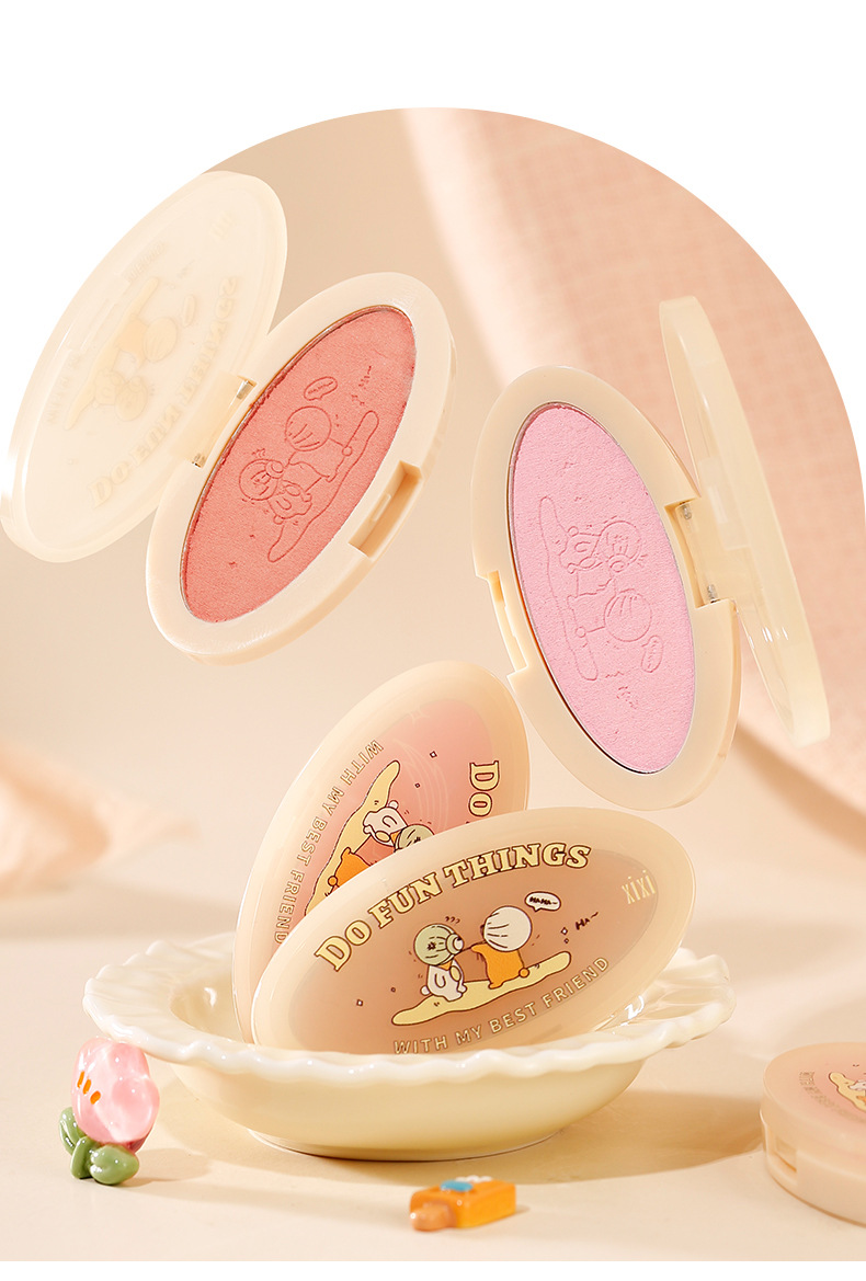 Makeup: xixi Retro mischievous Bear Blush, low saturation Cheek Purple, swelling color, nude makeup, pseudo-natural look, whitening, matte blush undefined