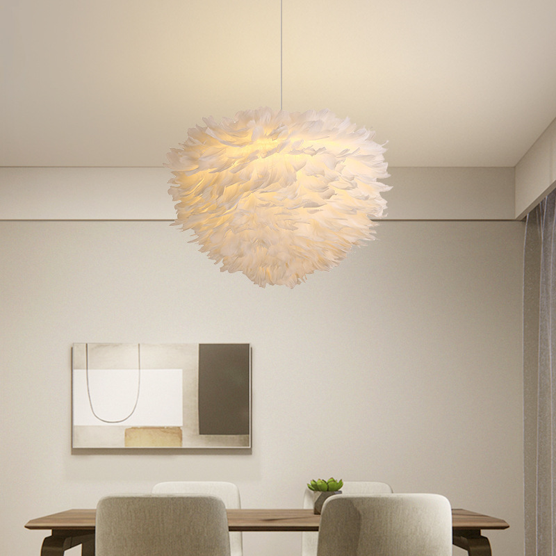 Vela escandinava dormitorio Internet celebridad hogar candelabro moderno simple creativo pluma blanca sala de estar decoración del hogar iluminación