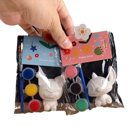 Children's painted mini gypsum doll kindergarten material bag creative graffiti white blank toy square stall