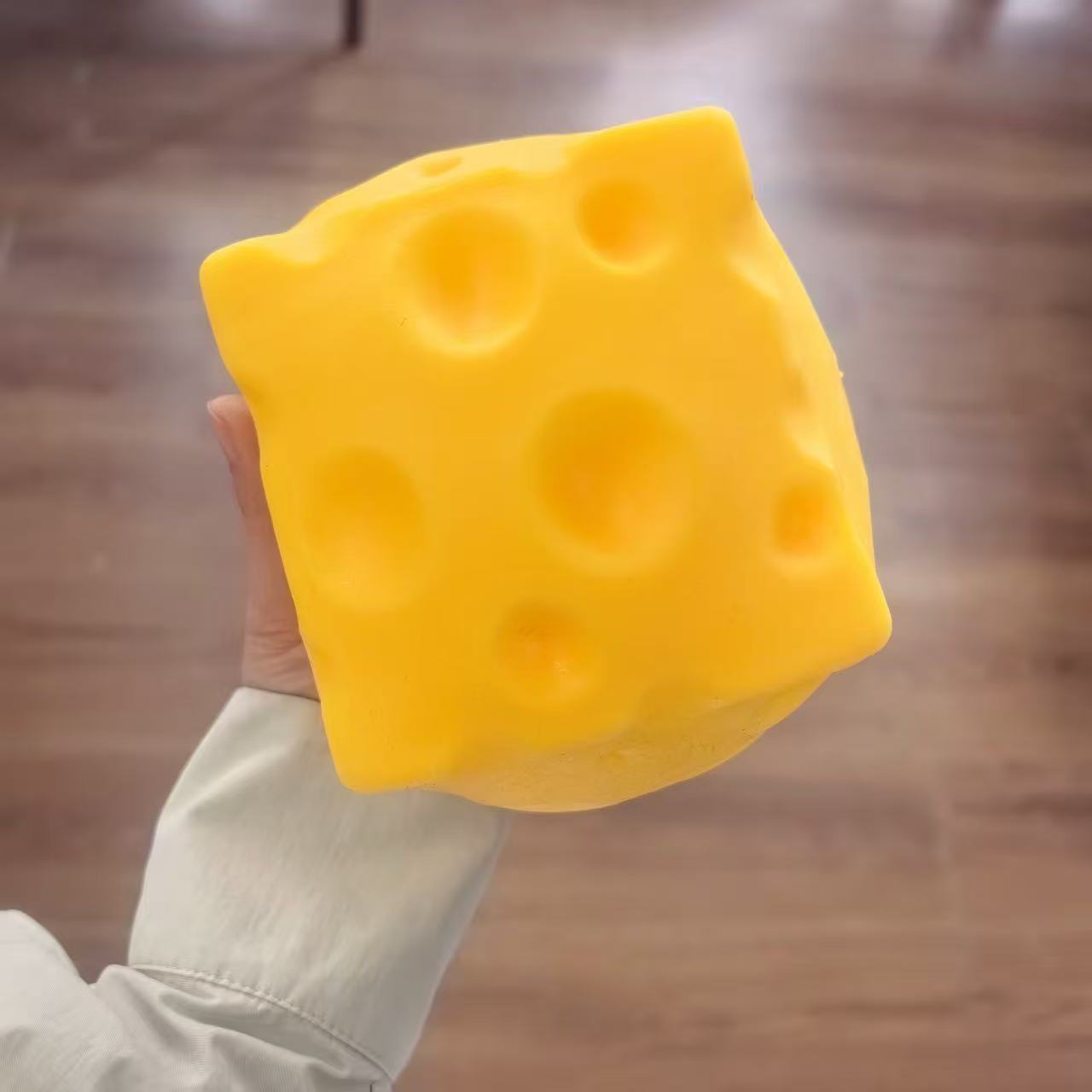 Queso cuadrado, queso cuadrado, queso cuadrado