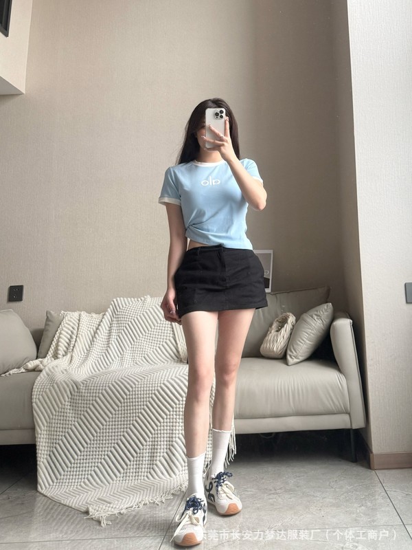 Alo夏の新型の経典の丸首は色のtシャツの女性のアメリカのアルファベットのプリントをぶつけます。|undefined