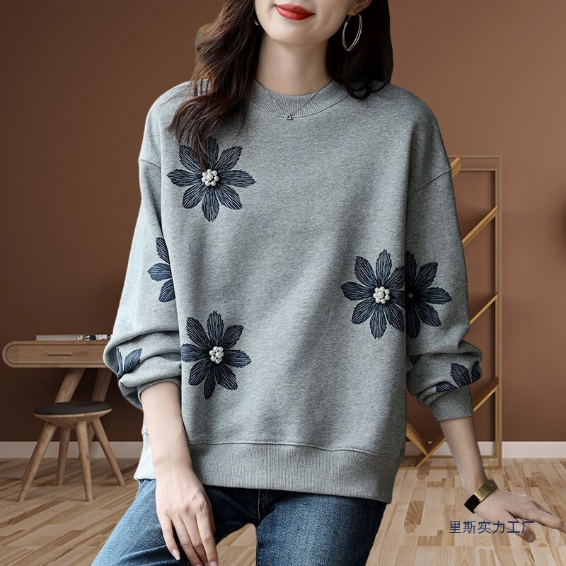 Versatile Loose Casual Sweatshirt for Women with Round Neck, Printed and Beaded Design, 2025 Spring and Autumn New Fashionable and Stylish Top