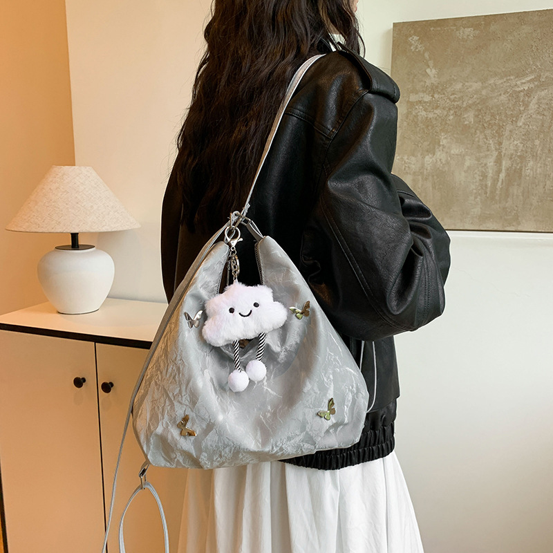 Butterfly gran capacidad de alta belleza suave bolso de hombro de verano 2024 nuevo estilo de moda de hombro mochila