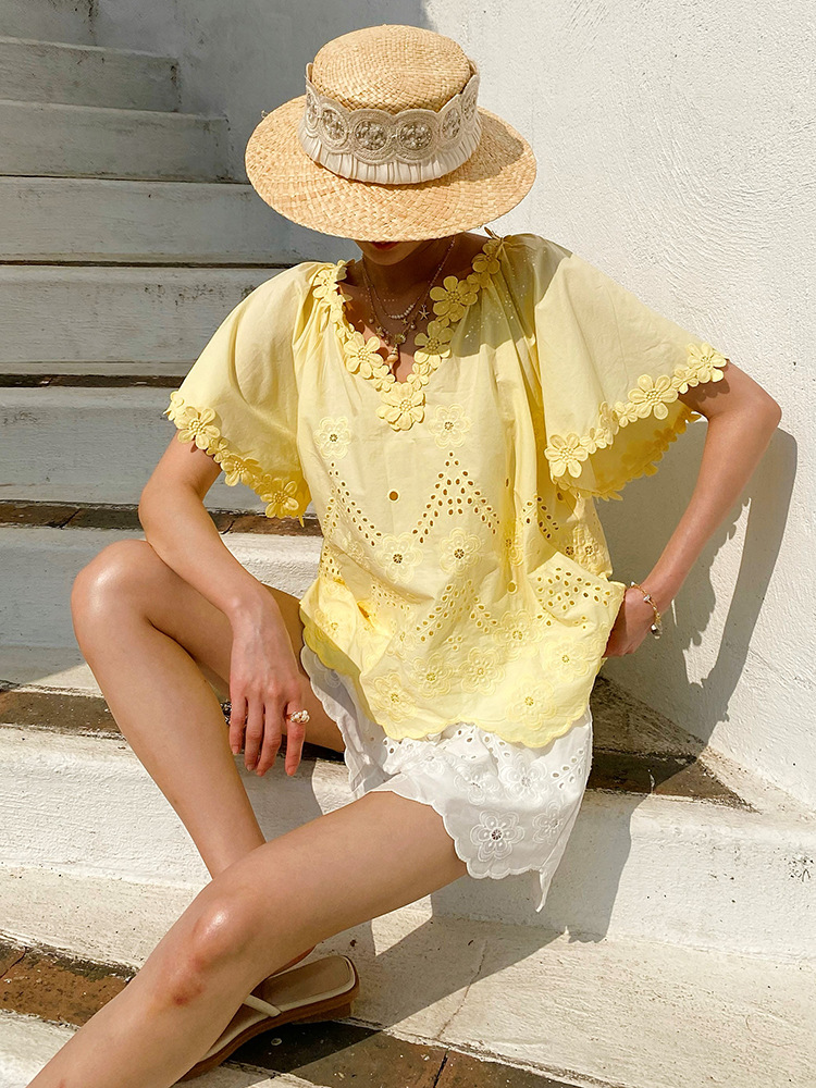 Three-Dimensional Floral Embroidery Hollow-Out Blouse French-Style Top Southern French Vacation Top Women's Short-Sleeve Shenzhen Nanyou Women's Summer Fashion