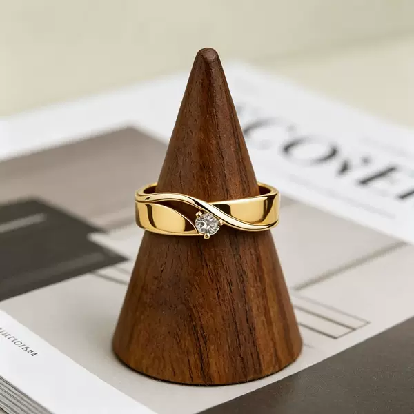 Yanbai Cross-Border Minimalist Mobius Ring with Golden Lines, Versatile and Stylish, Exquisite Fashion Ring for Women