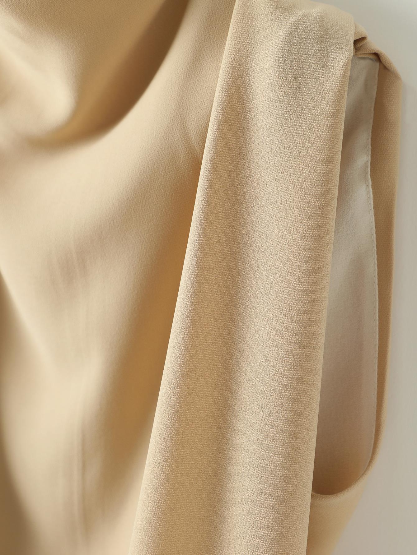 Sleeveless High Neck Shirt 14