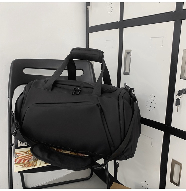 Gran capacidad fitness bolsa hombres entrenamiento de baloncesto mochila deportes portátil húmedo y seco separación viaje equipaje bolsa de viaje en stock