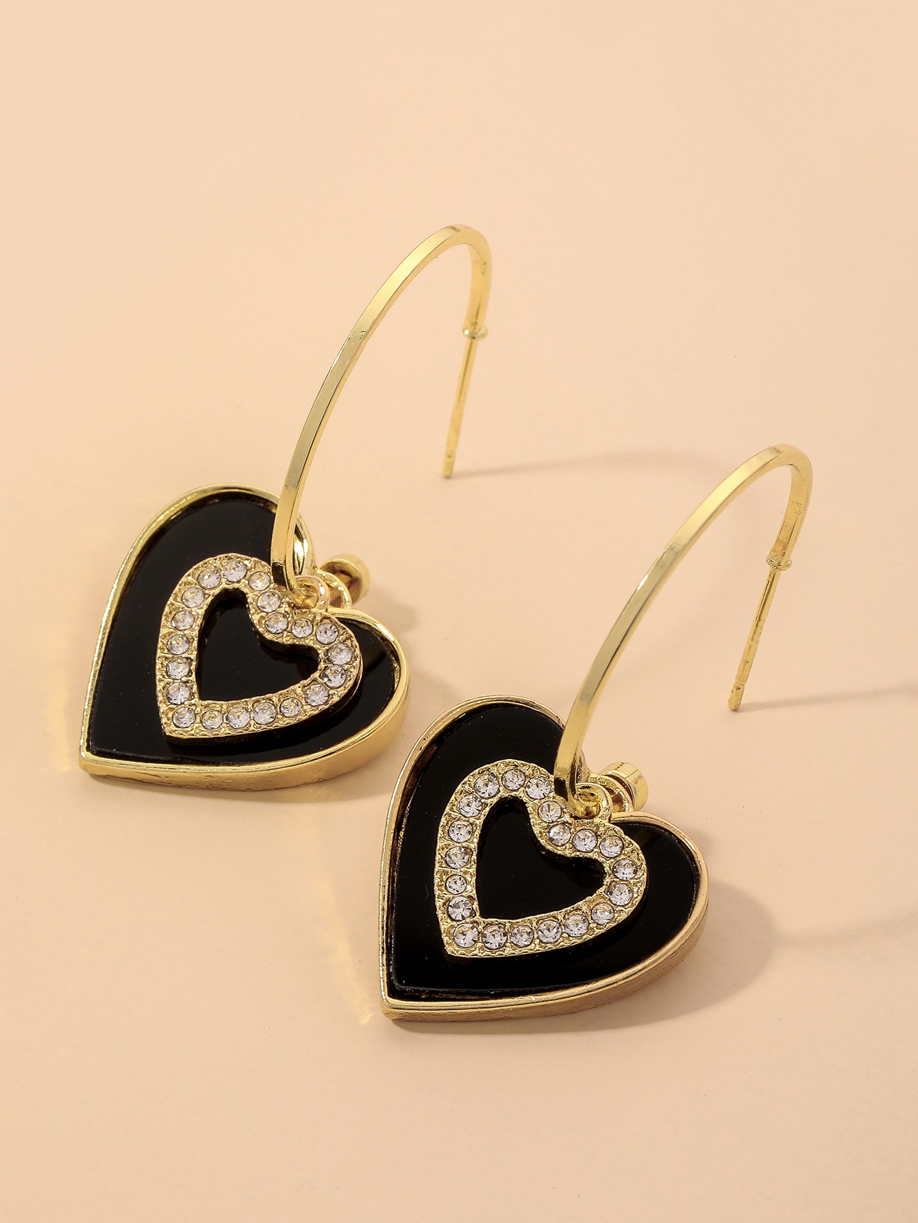 Pendientes En Forma De C Acrílicos Con Diamantes Negros De Moda display picture 7