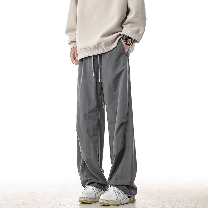 Japanese trend skydiver