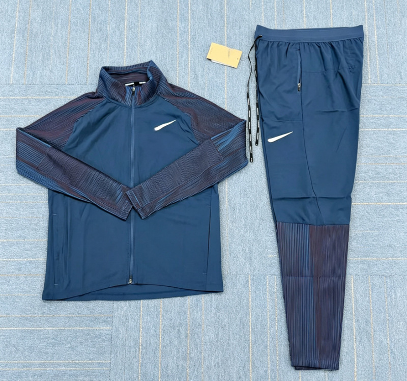 New autumn and winter cross-border quick-dry suit with long sleeves, outdoor gradient color half-zip patchwork top and sports stretch pants New autumn and winter cross-border quick-dry suit with long sleeves, outdoor gradient color half-zip patchwork top and sports stretch pants