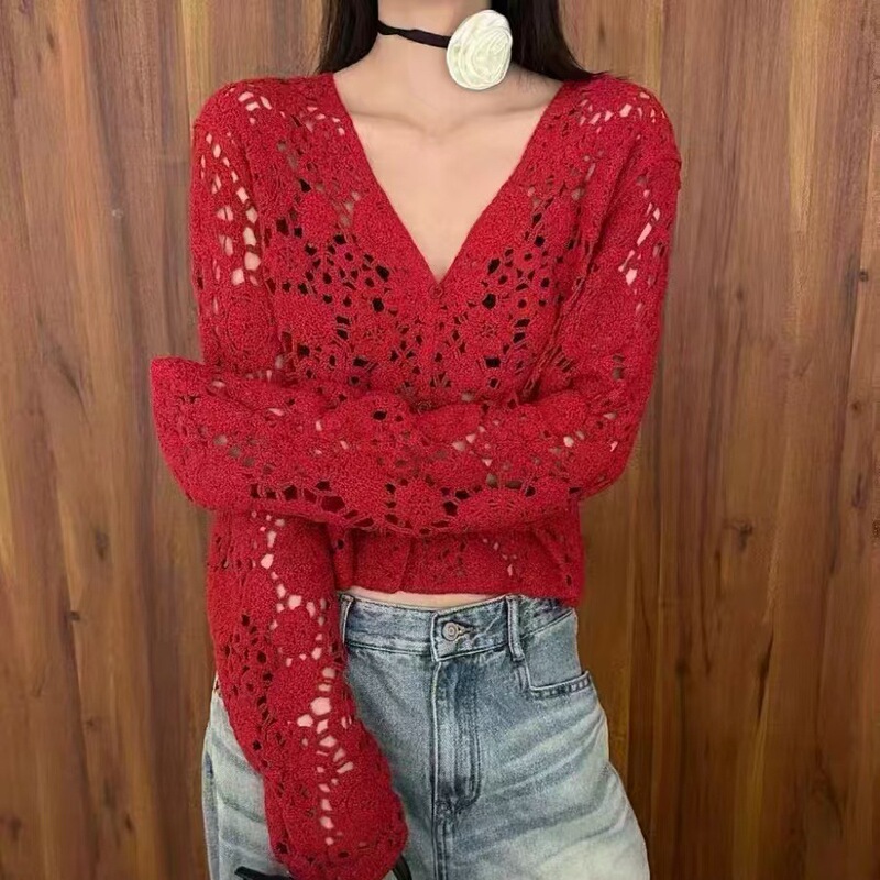 Early Autumn New Hollow-out Sweater Sweater Design Sense Loose plus size V-Neck Long-sleeved All-match Wool Top Jacket