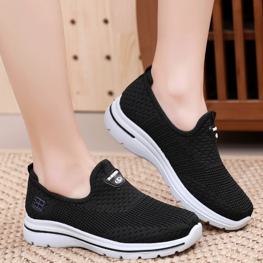 Текстильные туфли в стиле старого Пекина для женщин, прогулочные туфли, женские спортивные прогулочные туфли, полиуретановая подошва, обувь для женщин среднего возраста, дышащие туфли из трикотажа.