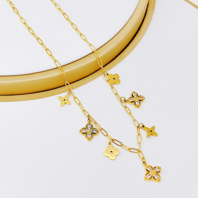 Vierblättriges Kleeblatt Collier Mit Quadratischem Kristallanhänger_voghion.com