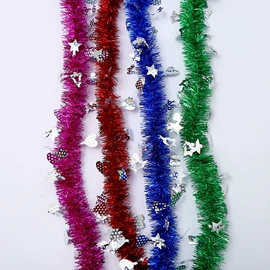 拉花、彩带;场地布置道具