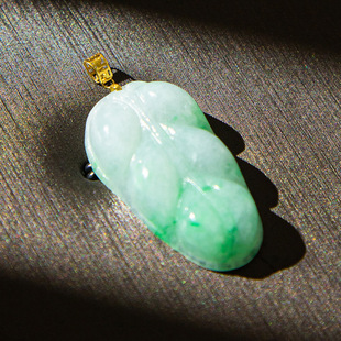 Myanmar Natural A-Grade Jade Inlaid with 18K Floating Green Gold Branches and Jade Leaves Leaf Pendant Jade Pendant Manufacturer Wholesale