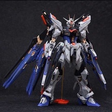 Bandai Anime Gunpla Hg1/144 Dark Assault Freedom Fate Figure