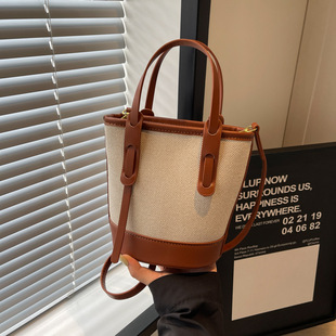 Shoulder bag for leisure, one-shoulder bag