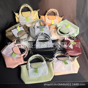 �羳�����J��ţƤmini��Ӱ�������μ�б��Ů���������X�����y��