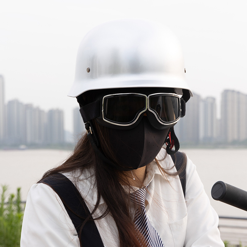 Orz casco retro alemán para hombres y mujeres crucero ligero medio casco de la Segunda Guerra Mundial soldado cuatro estaciones bicicleta eléctrica