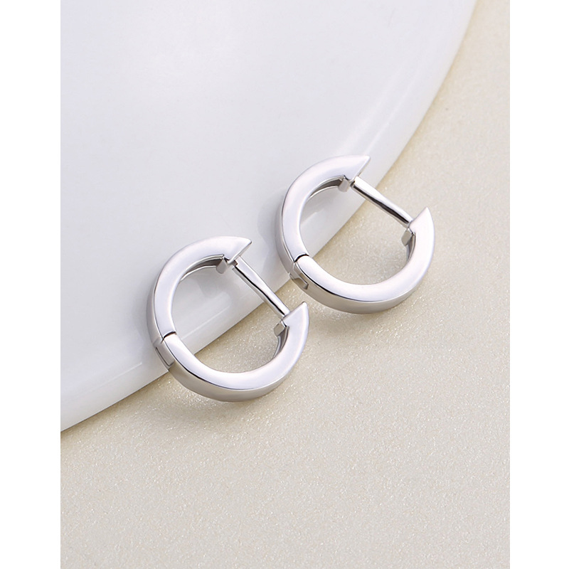 Pendientes de anillo de mujer 925 plata esterlina anillo liso oreja hebilla anillo de oreja simple estilo frío de alto grado joyería de oreja neutra para hombre