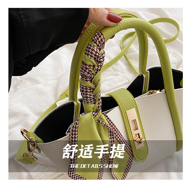 The new trendy women's bag for the summer of 2025, a simple commuting bucket bag with a large capacity and a single-shoulder handbag for women undefined