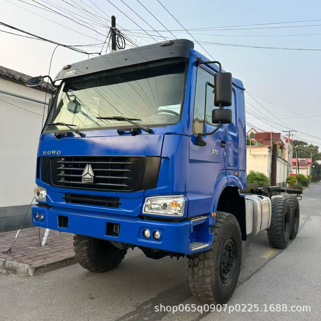 Cross-Border Sales of Howo 6×6 Dump Truck 10-Wheel Transporter Heavy-Duty Engine 371 Horsepower African Truck