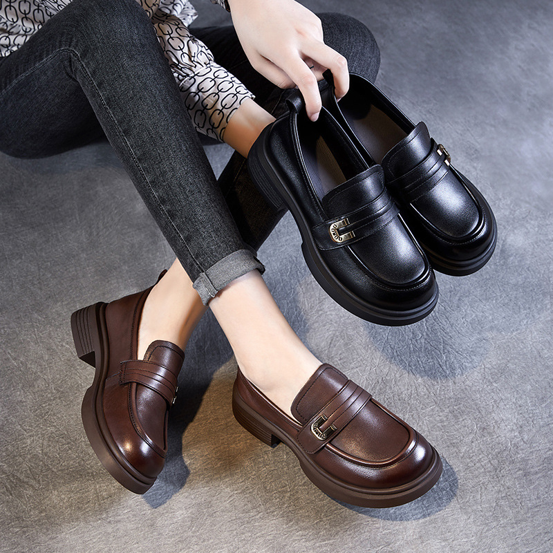 Fashionable casual loafers platform
