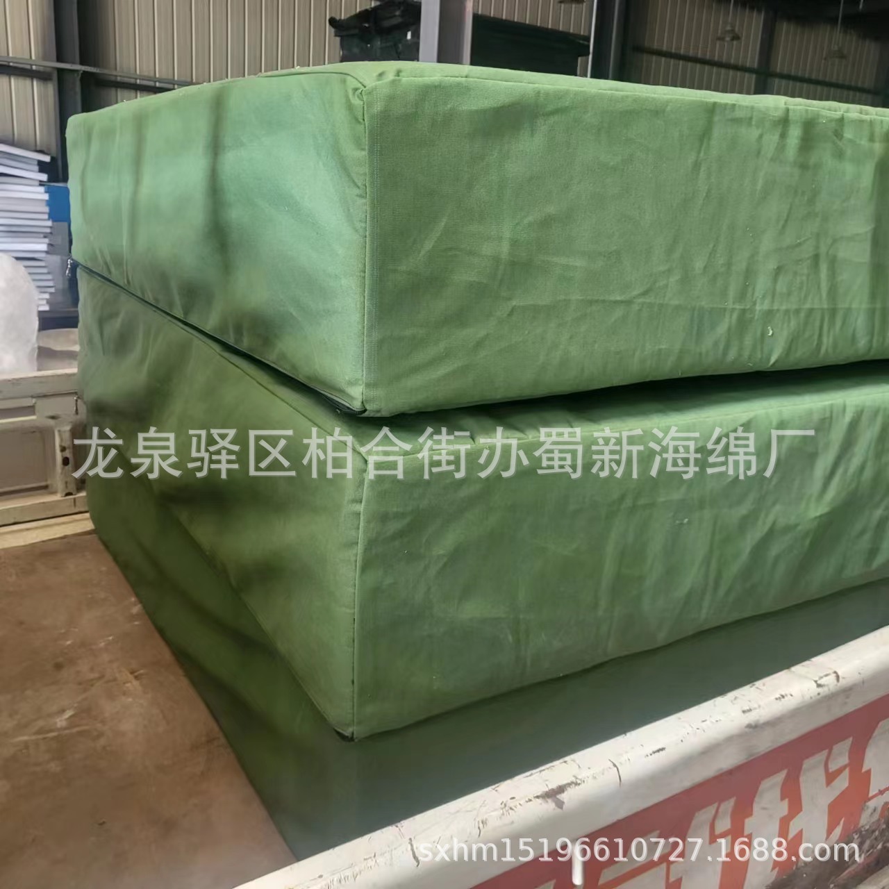 厂家供应帆布套高密度运动垫子/帆布套攀岩垫子/逃生垫子