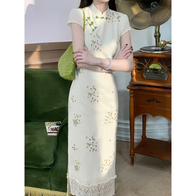 2025 [Luoyu Yao] 新しい中国風のレトロな刺繍改良されたチャイナドレスの女性の夏のレースのスプライシングドレス|undefined