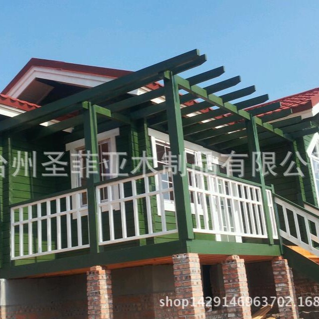 圣菲亚厂家直销重型木屋纯实木户外环保别墅