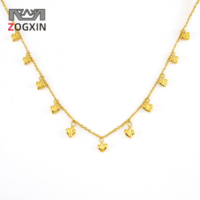 Collar europeo y americano transfronterizo diseño de nicho femenino colgante en forma de corazón de alto grado collar de acero de titanio geométrico de oro Cadena de clavícula femenina
