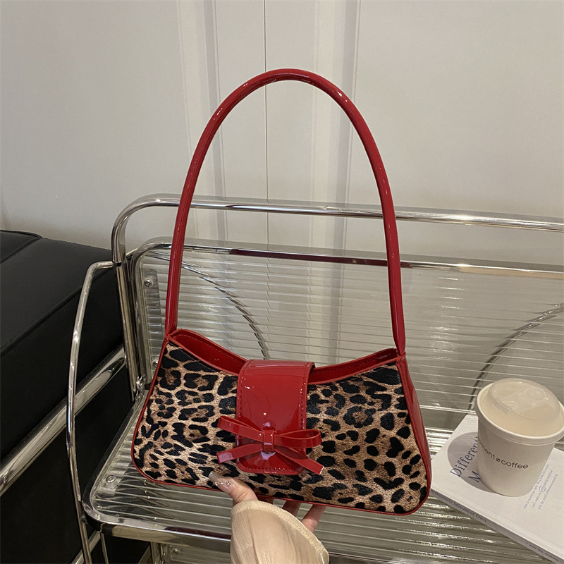 Borsa a spalla elegante da donna con stampa leopardata versatile_voghion.com