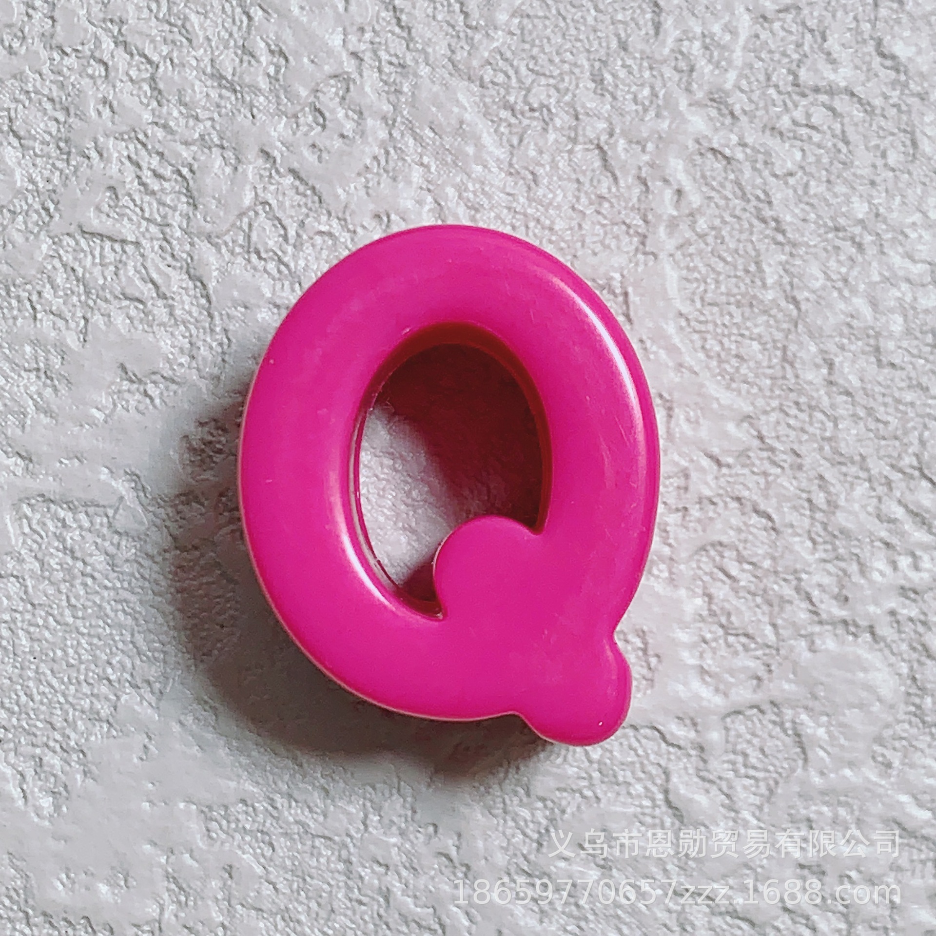 Q (Rose Red)