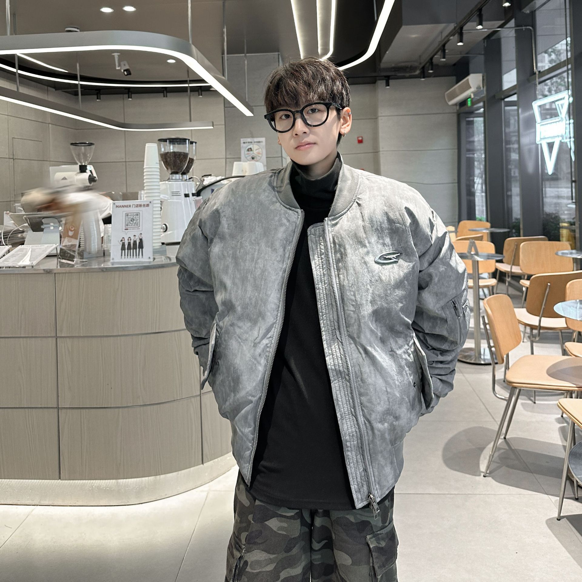 冬季复古废土风褶皱设计飞行服棒球服棉服男美式嘻哈加厚立领棉衣