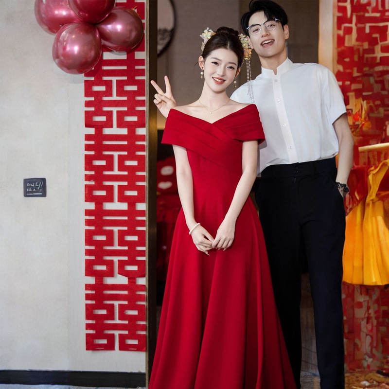 Long Toast Dress for the Bride in Autum French High-End Small Classy Evening Dress Engagement Red Dress for Women